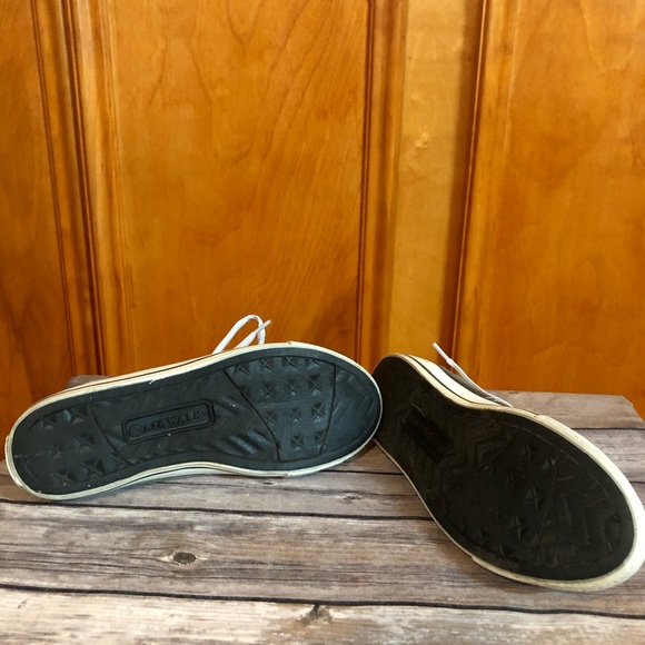 Forrest Green Airwalk Shoes - Picture 8 of 8